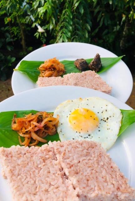 Bed and Breakfast Haus 35 Weligama Esterno foto