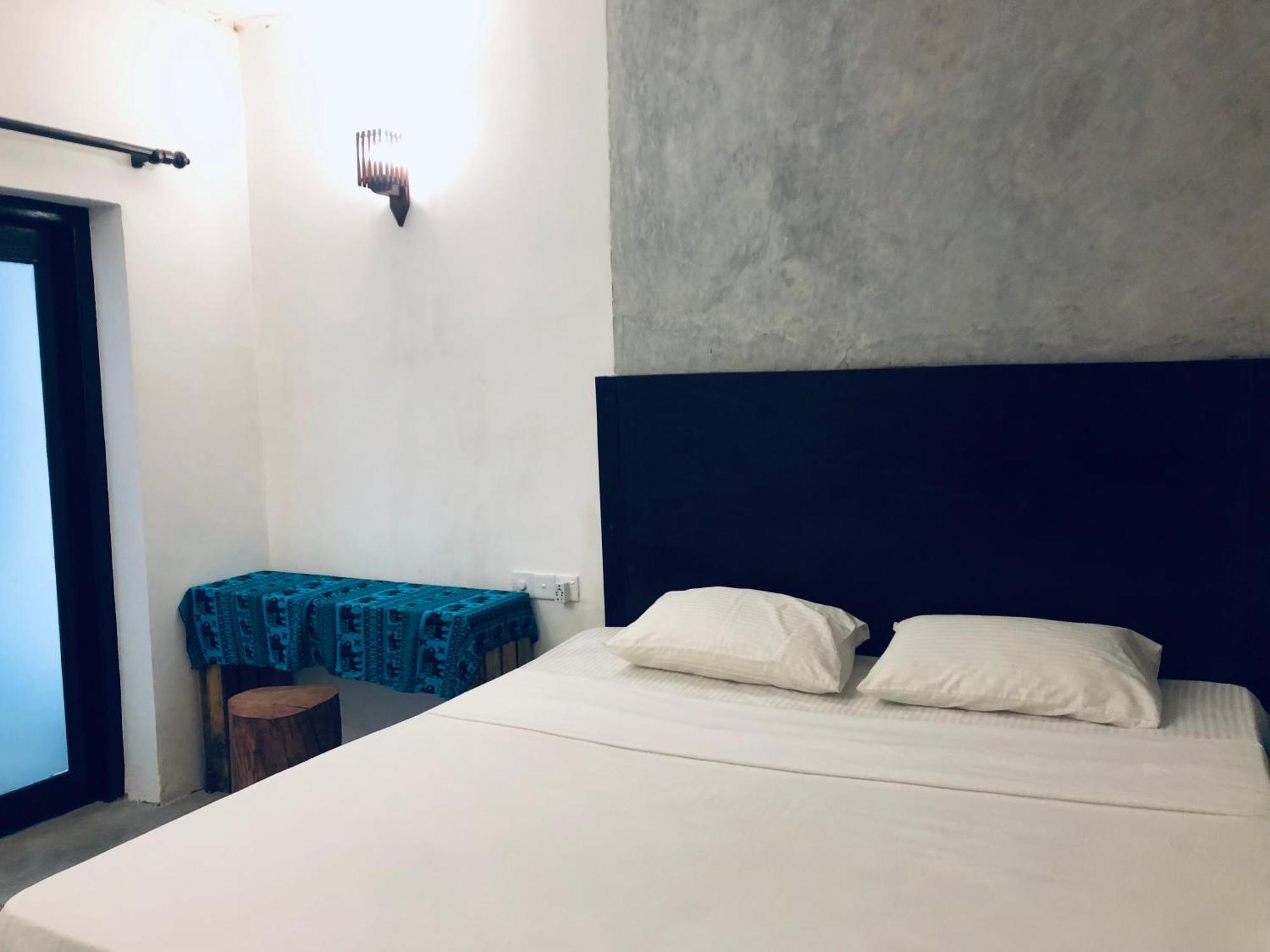 Bed and Breakfast Haus 35 Weligama Esterno foto