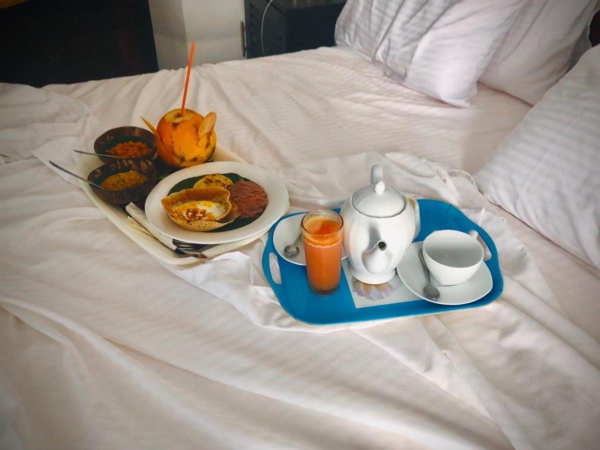 Bed and Breakfast Haus 35 Weligama Esterno foto